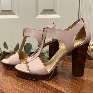 8.5 Pink Michael Kors Berkley Leather Platform Sandal